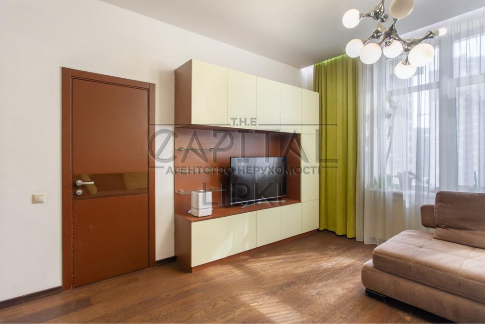 Оренда великої квартири на Липках, Київ