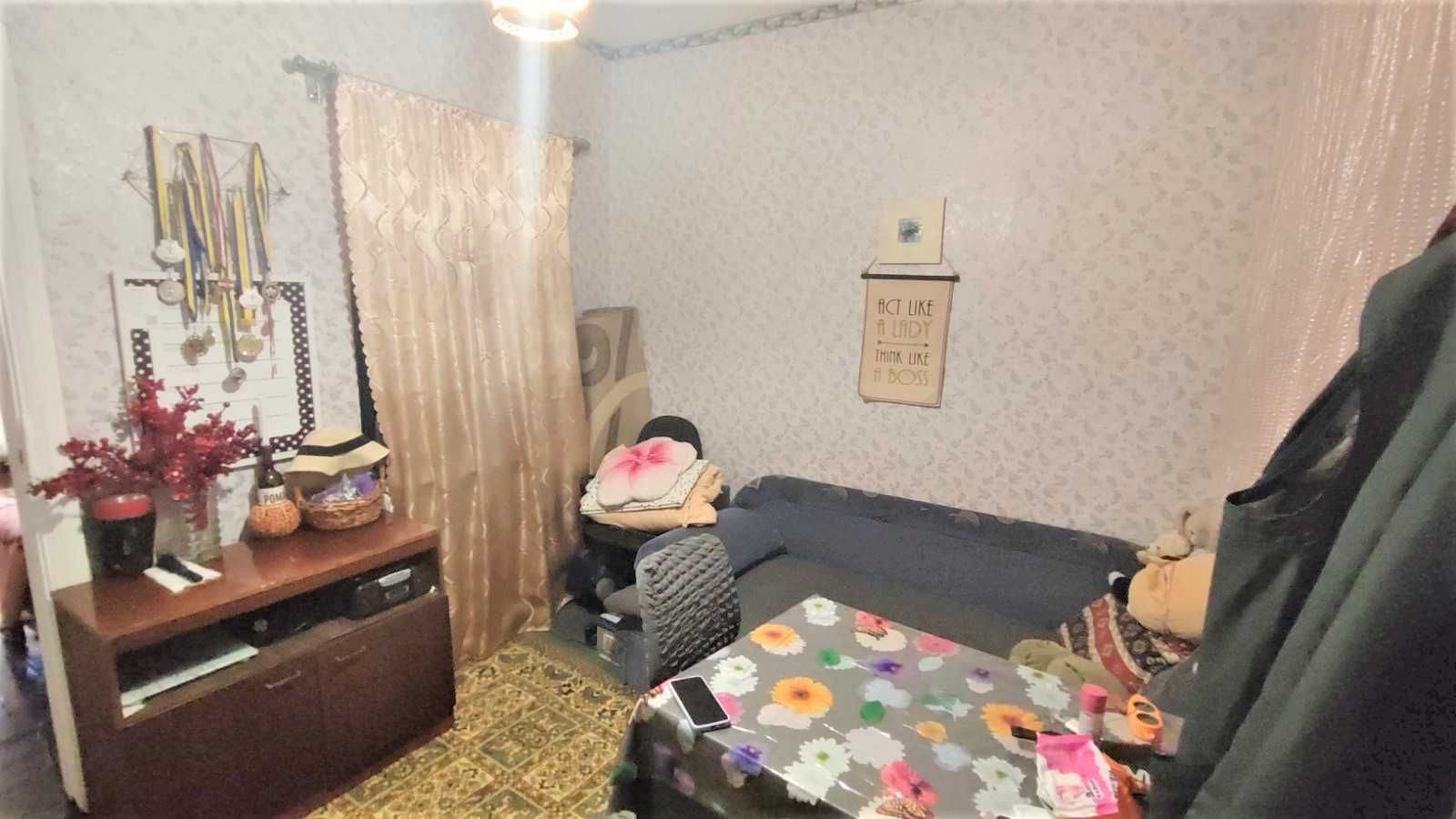 Продам 2 комн квартиру центр Скидановская