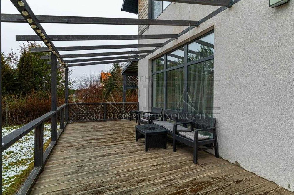 Продажа Дома! с Бассейном ! большая территория Киев