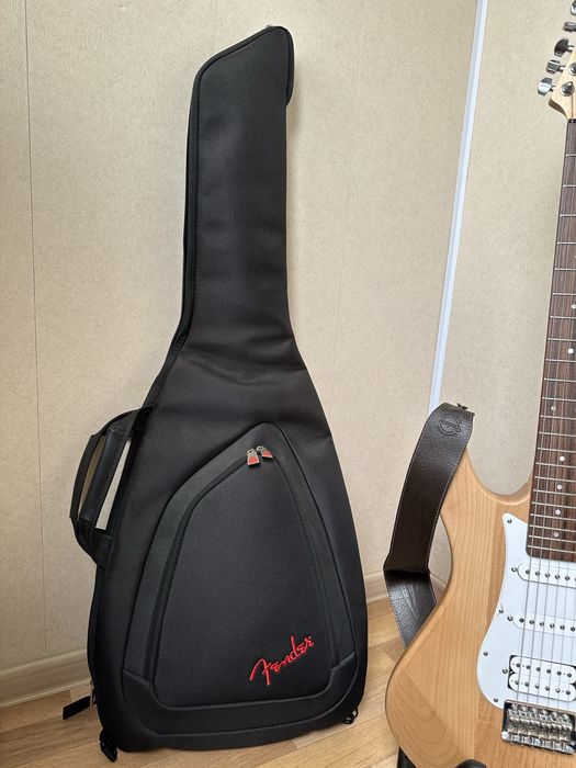 Продам Електрогітару YAMAHA PACIFICA 112J + комбік FENDER CHAMPION 20