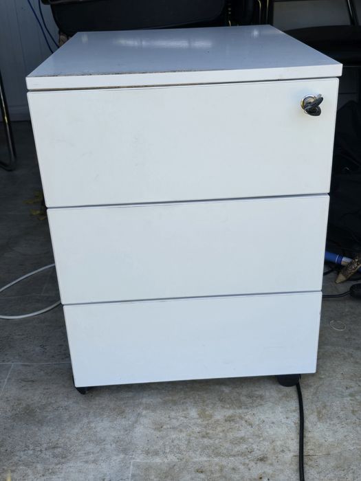 Módulo gavetas com 3 gavetas