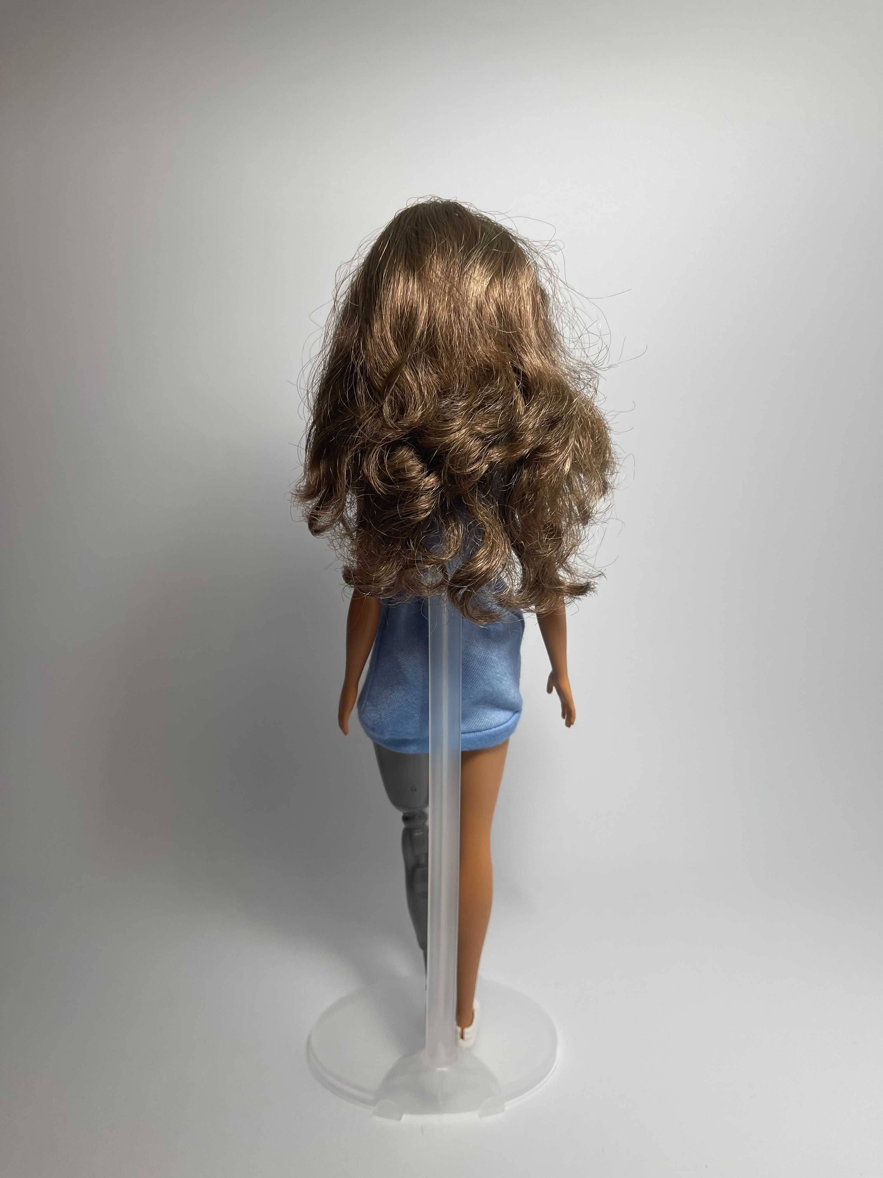 Barbie Fashionistas #121 with prosthetic leg, 2020 (оригінальний аут)