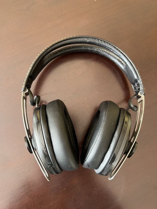 Наушники Sennheiser Momentum 2