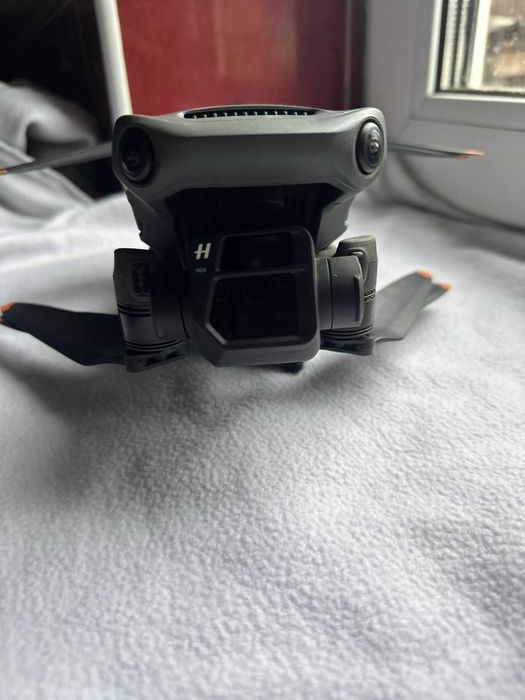 Квадрокоптер DJI Mavic 3 Classic