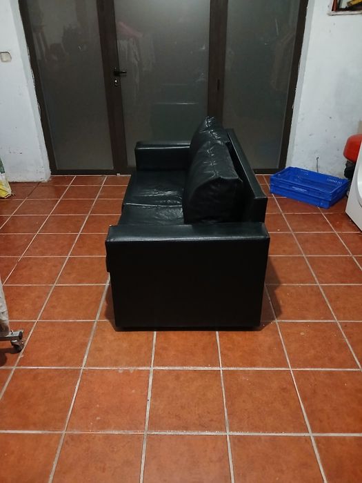 Sofa de loja em muito bom estado
