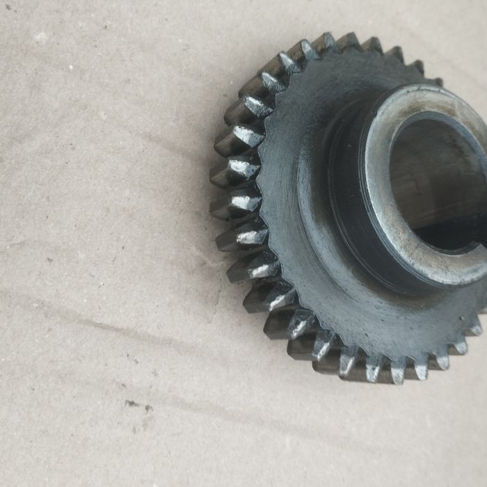 Продам  шестерні  2 3 задня муфтапередачі КПП ваз 2101-07 4ст