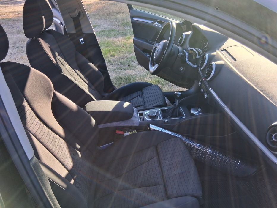 Audi A3 Limousine 1.6Tdi XENON LED REBOQUE