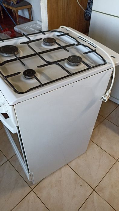 Газова плита з електричною духовкою 50*60см