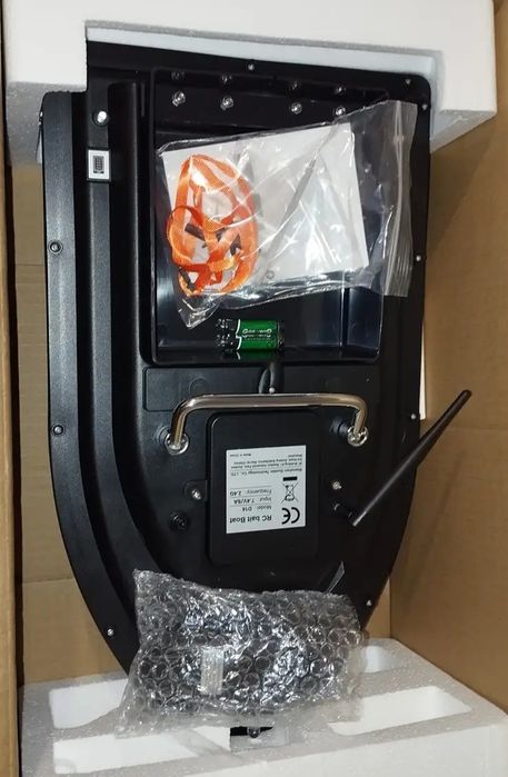 Łódka zanętowa 350m zasięg