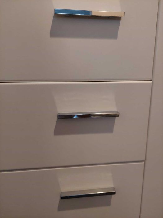 Zestaw białych mebli Snow Szafa + komoda+ regał