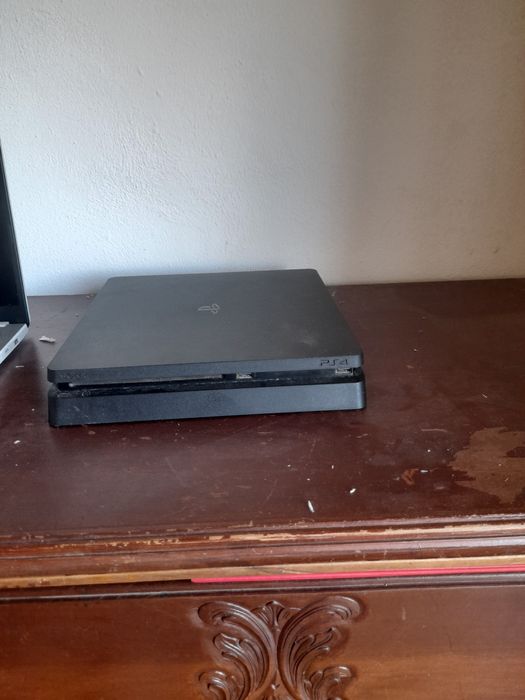 Vendo playstation 4