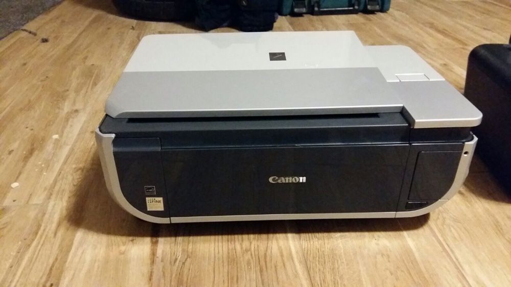 Принтер Canon та HP