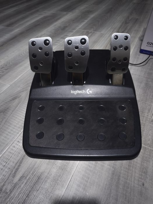 Ігровий комплект Logitech G29 Driving Force для ПК/PS4/PS5 + Shifter