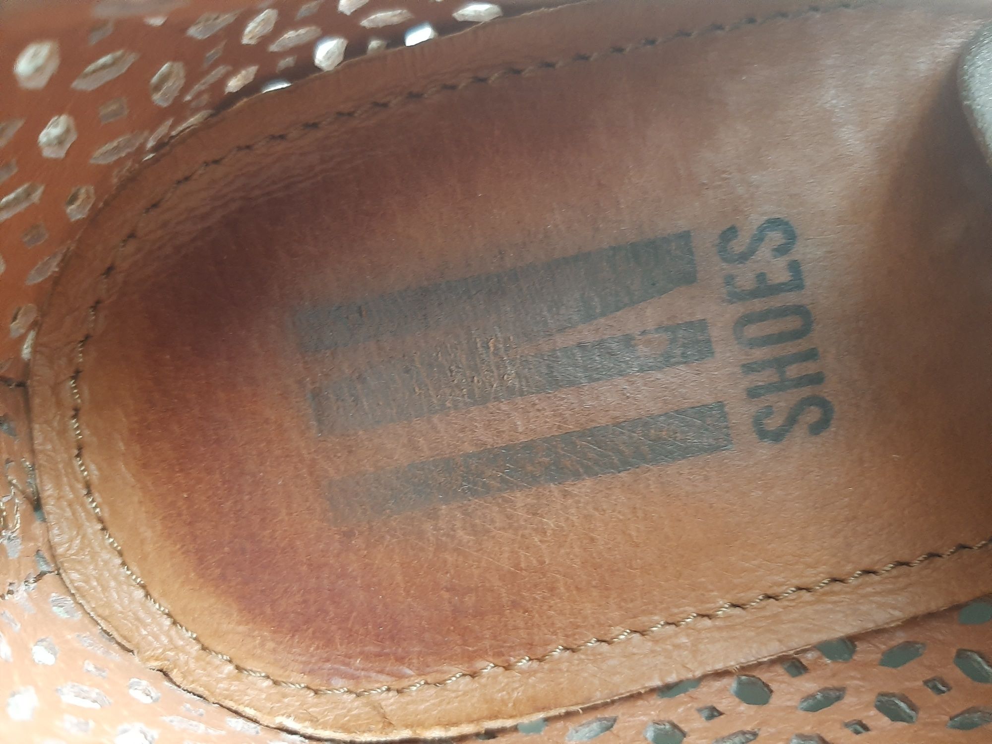 Sapatos n 39 dourados