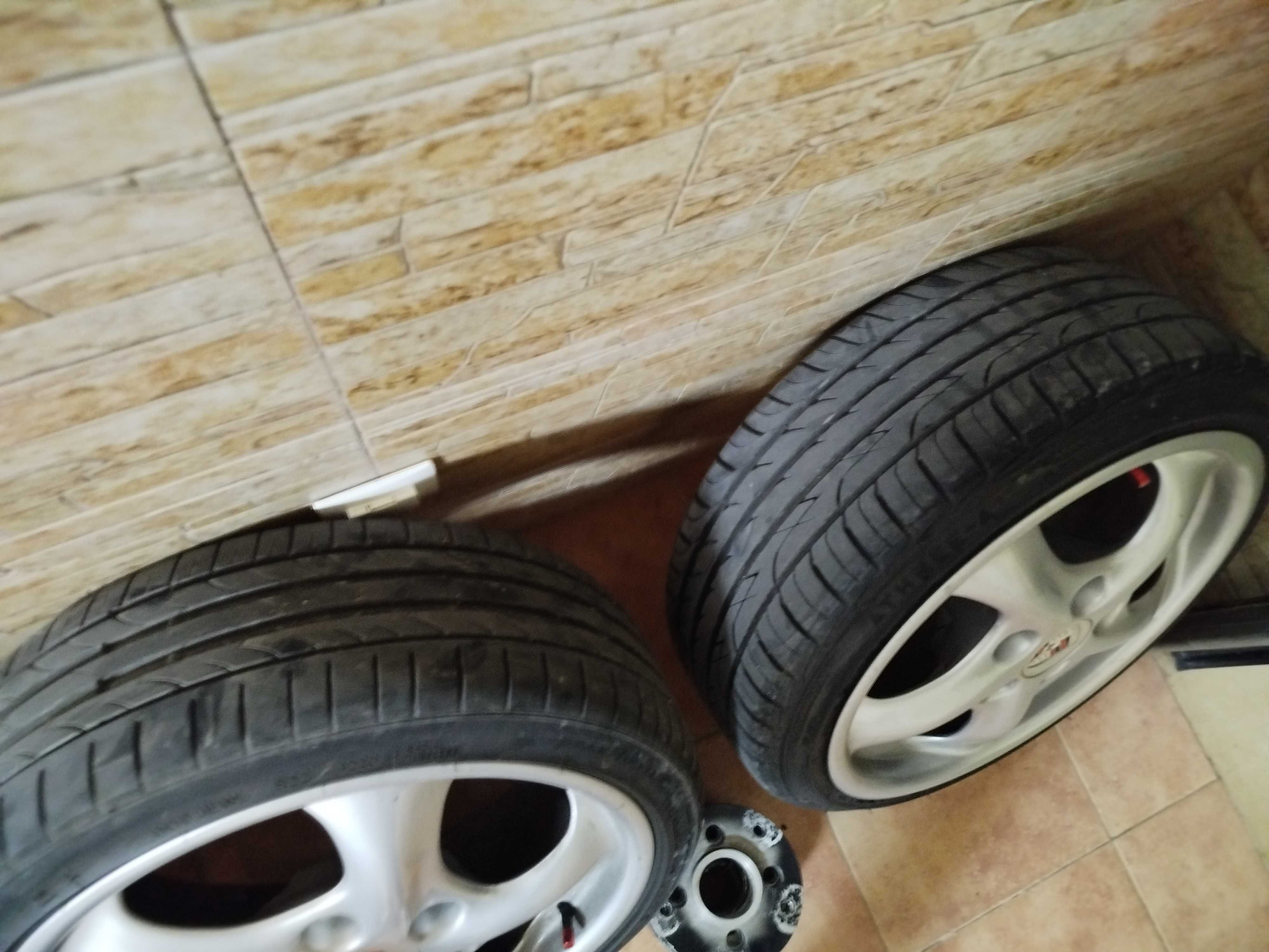 Jantes Porsche 17 furação 5x130 com conversor de 5x130 para 4x100