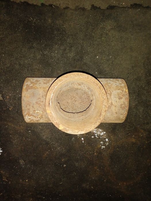 Продам Тройник трубы 100/100/100  мм