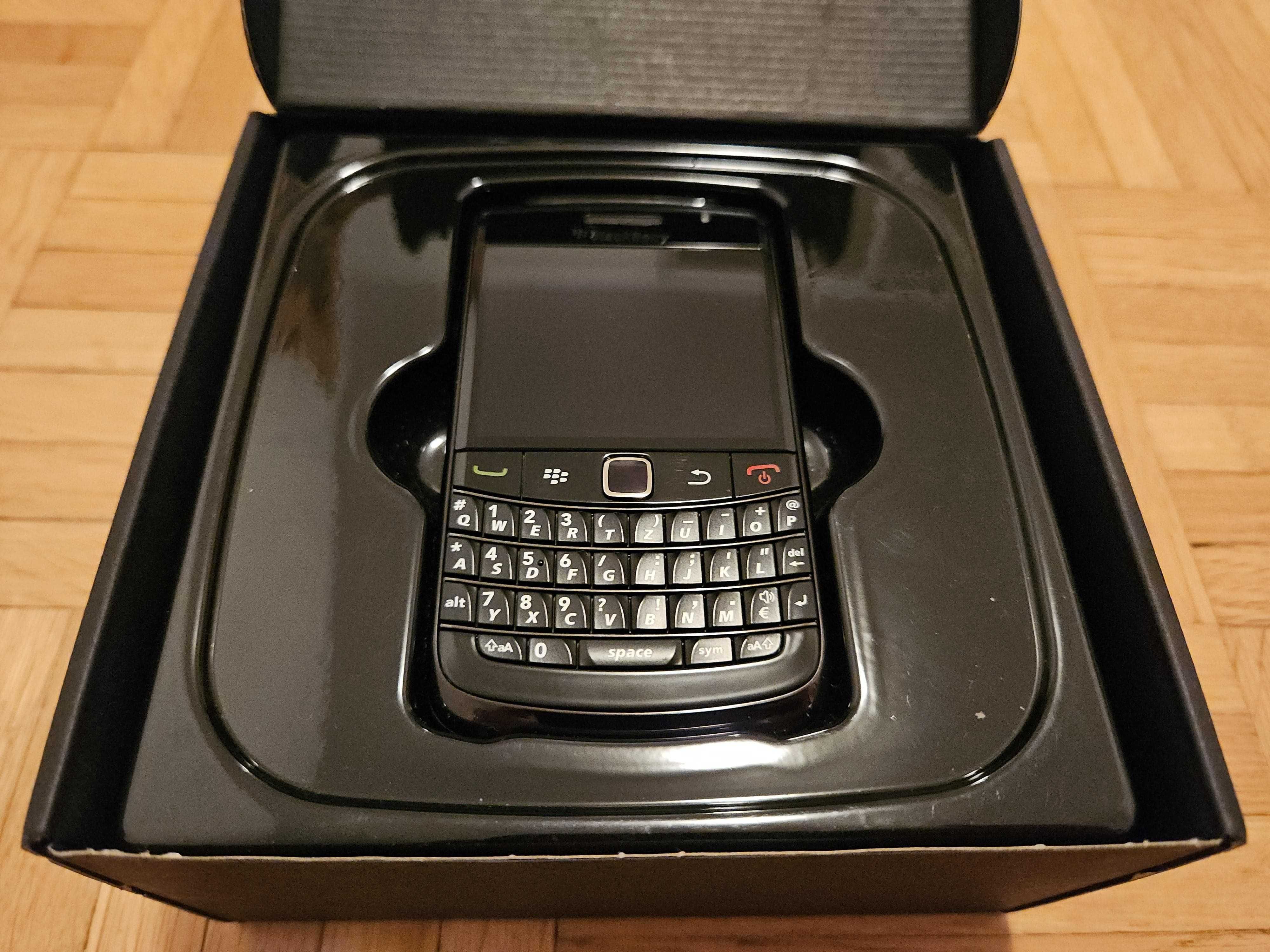 BlackBerry Bold 9780 kompletny zestaw (RCN72UW) w nienagannym stanie