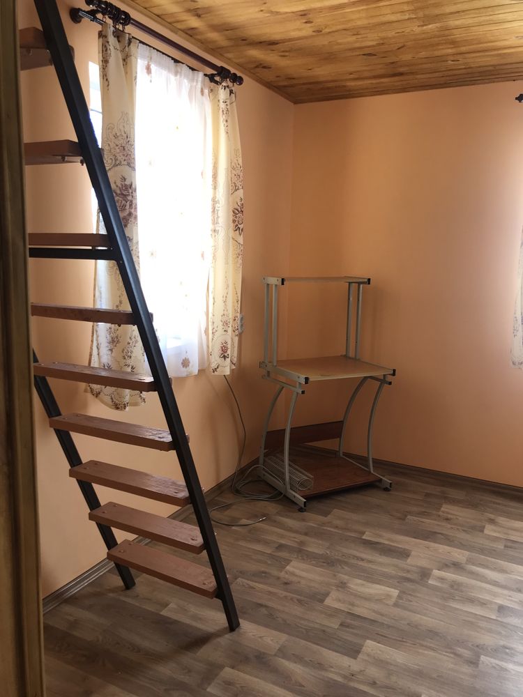 Продаж.Будинок, два будинки м Бориспіль,від власника. +новий генератор