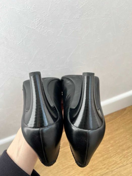 Жіночі шкіряні туфлі Ecco city bristol petit strap 37 розмір