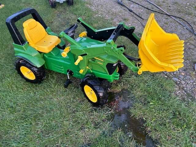 traktorek dziecięcy na pedały john deer koła gumowe pompowane
