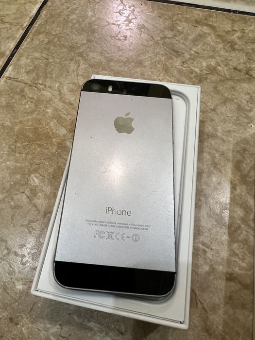 iPhone 5s 16gb Стан робочий, на запчастини або для користування