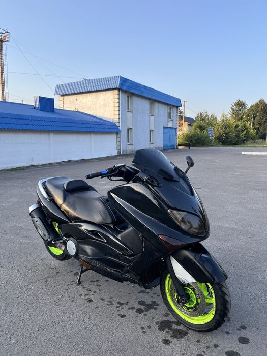 Скутер, мотоцикл yamaha t-max 500 (не honda, suzuki)