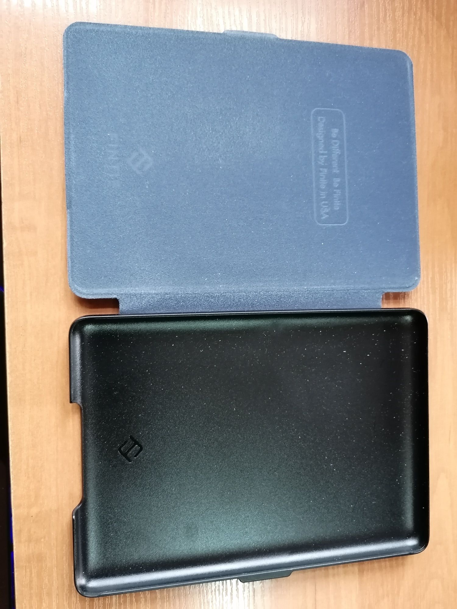 Pokrowiec, Etui na Ipad o wymiarach 18 x 13cm