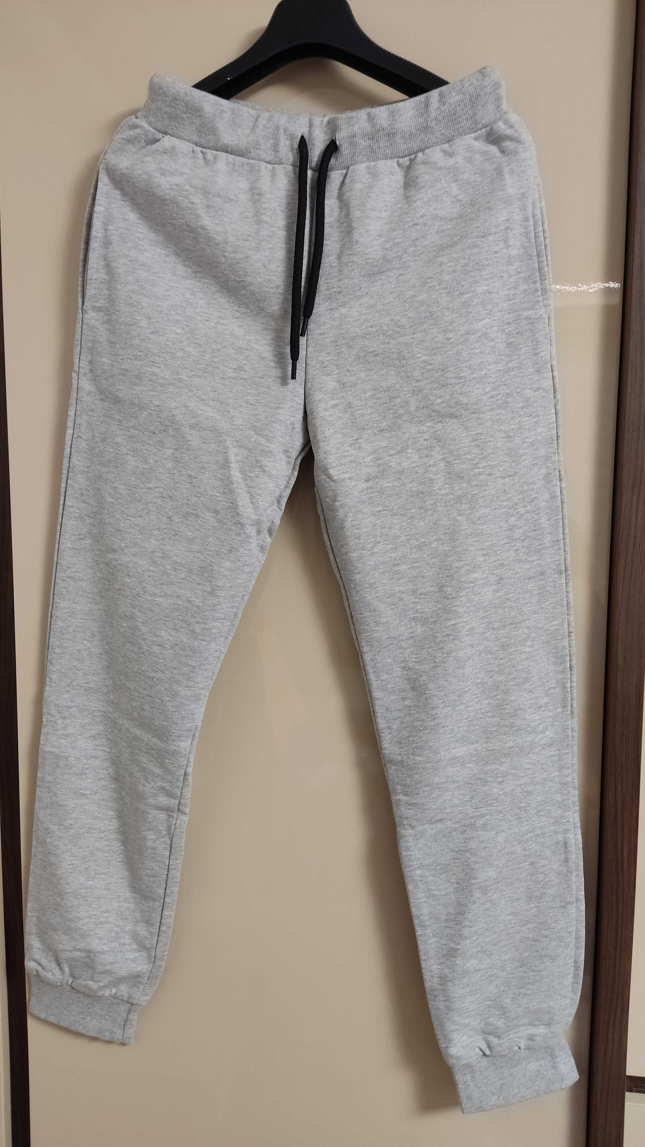 Dres spodnie dresowe GT 158 nowe szare