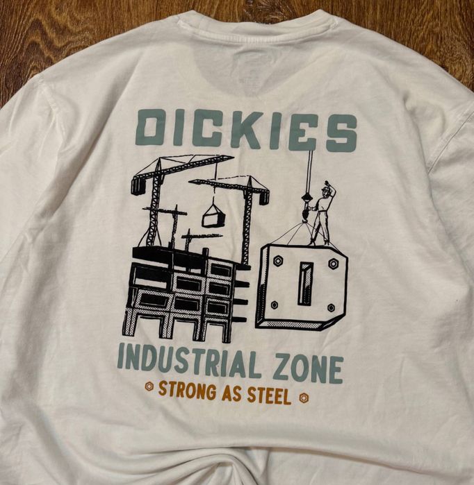 Футболка от Dickies
