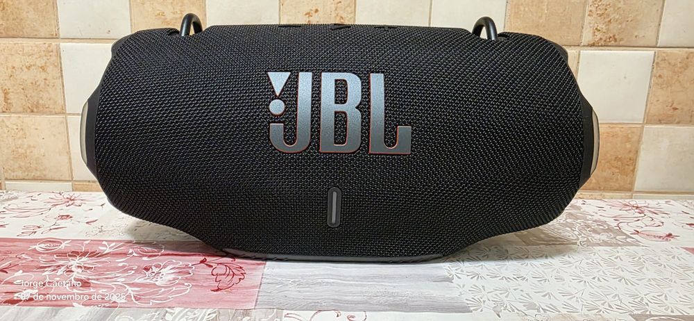 Coluna JBL Xtreme 4