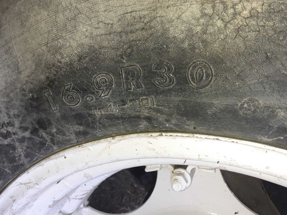 Opona 16.9.30 zetor ursus