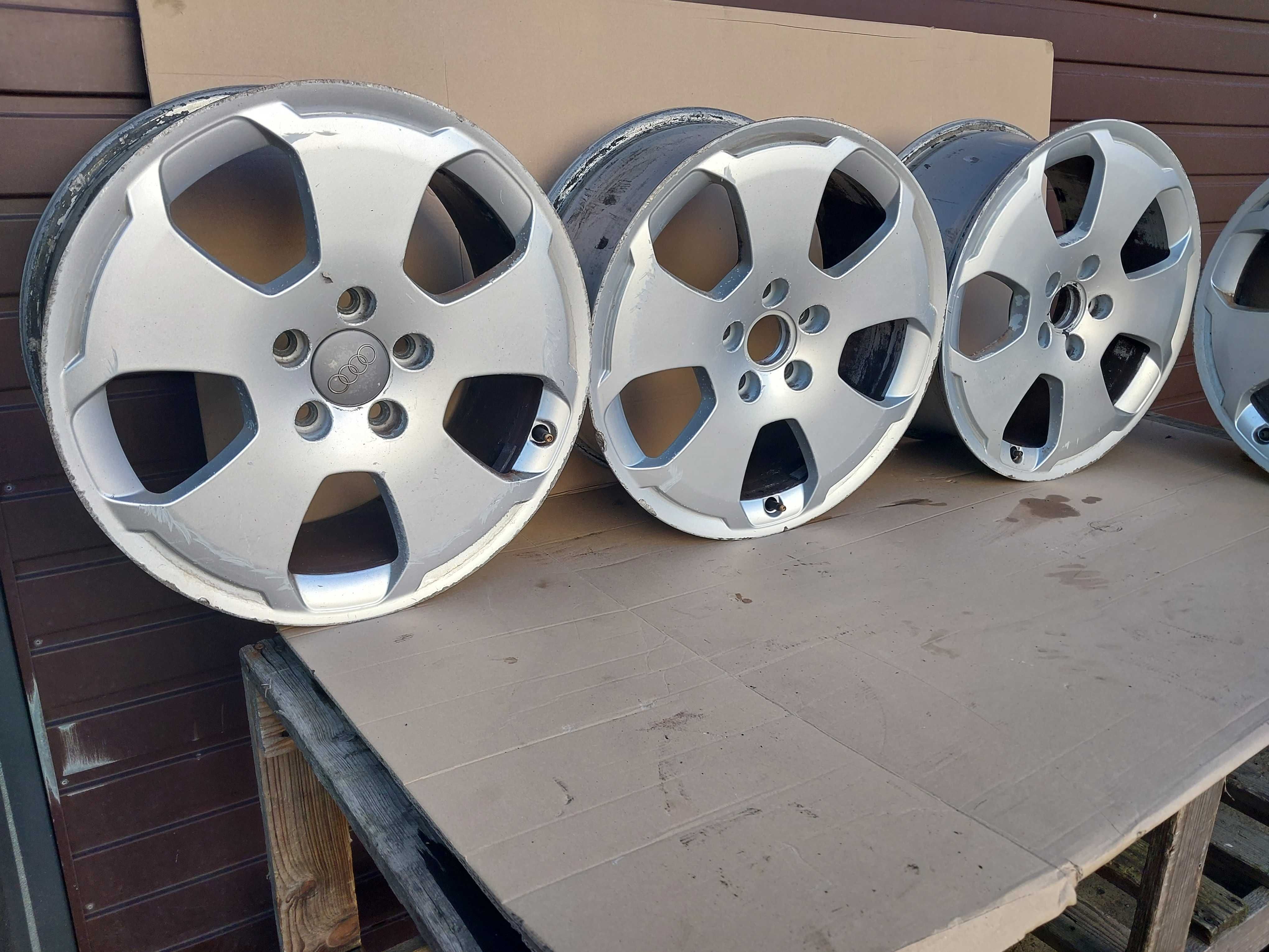 Alufelgi 5x112 17 Cali  Audi a3 8p A6 c6 A4 b6 b7 8P0,601,025C Wysyłka