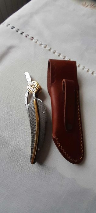 Nóż w kształcie pióra stal Damasceńska