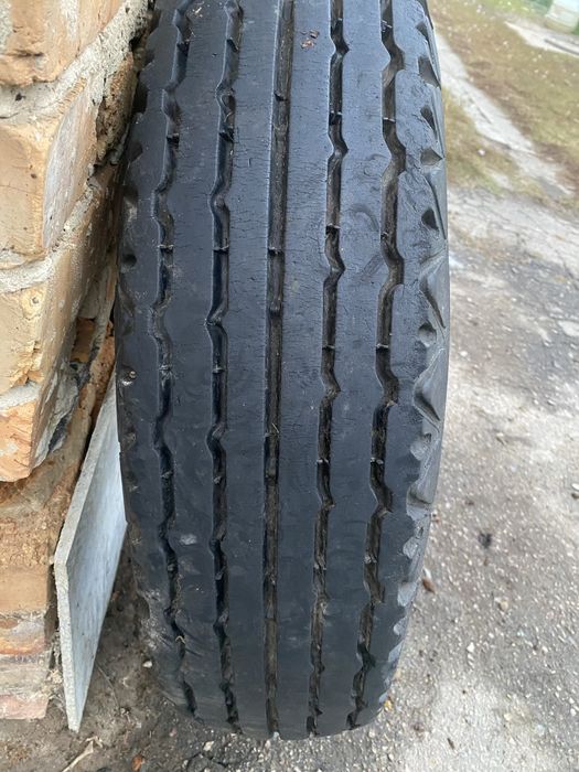 Шина модель И83 8.25-15