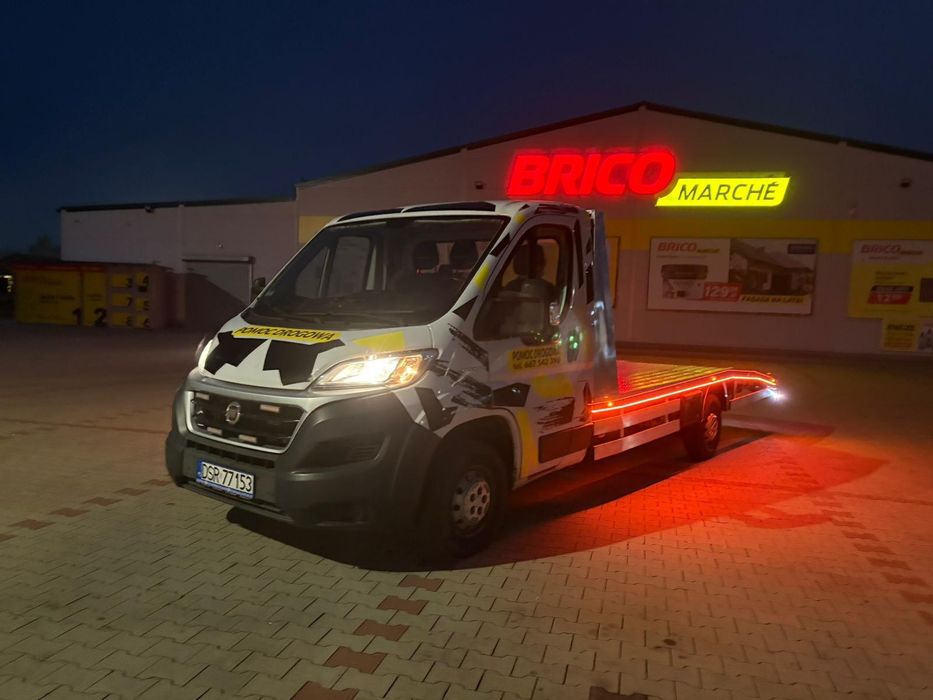 Pomoc drogowa, holowanie,  transport samochodów