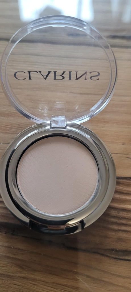Clarins ombre skin - Matte Ivory