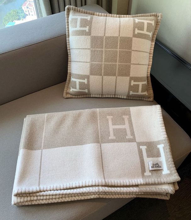 Nowy zestaw hermes Avalon koc poduszki kaszmir welna merino
