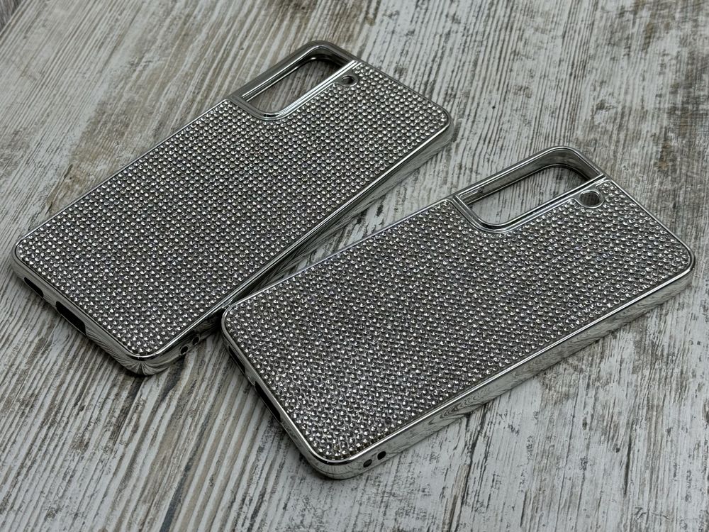 Чехол с камушками на Samsung S22/ S21 FE/S23 FE. Блестящий