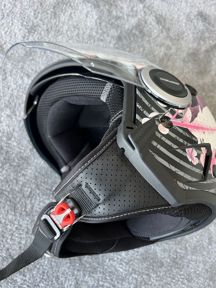 Capacete de moto Airoh M