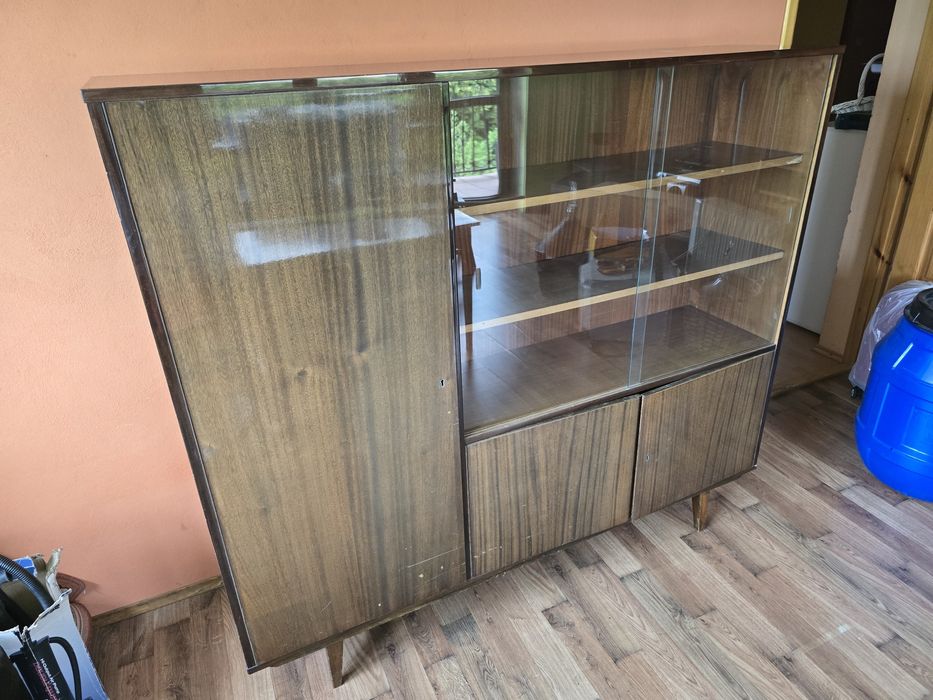 Witryna biblioteczka PRL