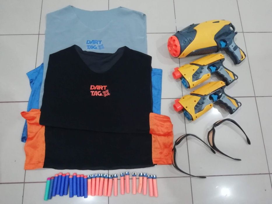 Conjunto 3 nerf, 2 óculos, 24 munições e coletes