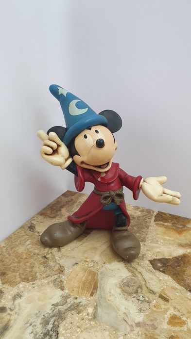 Figurka Disneya Mickey uczeń czarnoksiężnika
