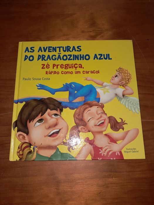 Livros juvenis e para pais