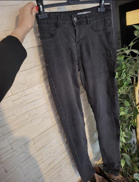 Spodnie jeansowe damskie