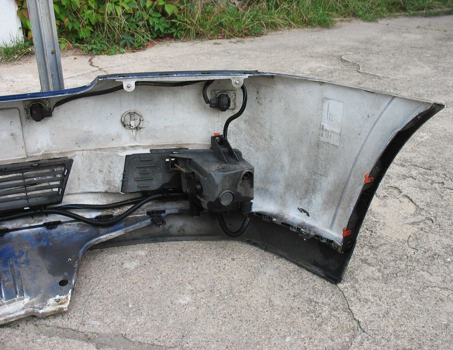 Opel Vectra C zderzak przód 4xPDC Halogen Z21A