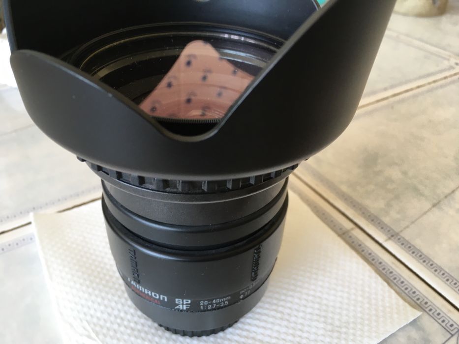 Objectiva Tamron 20-40mm , 77mm para Canon