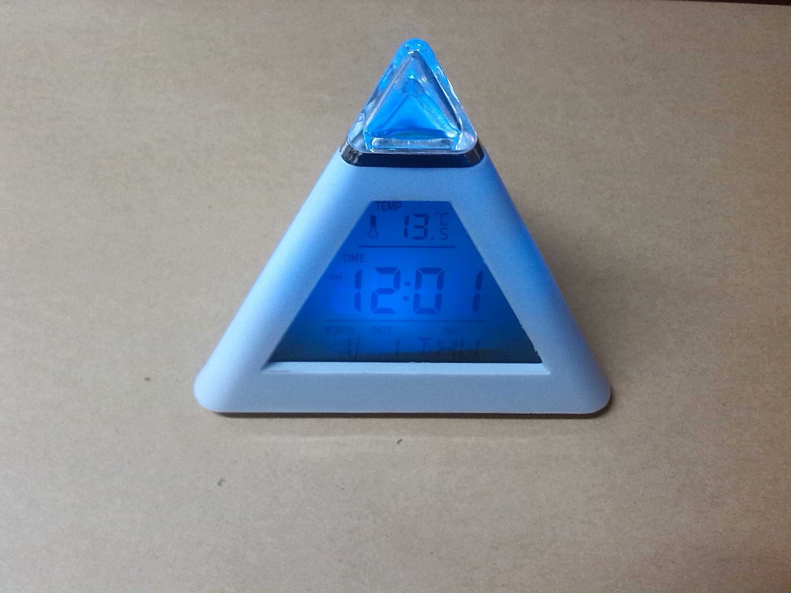 (00231) Relógio com alarme e termómetro