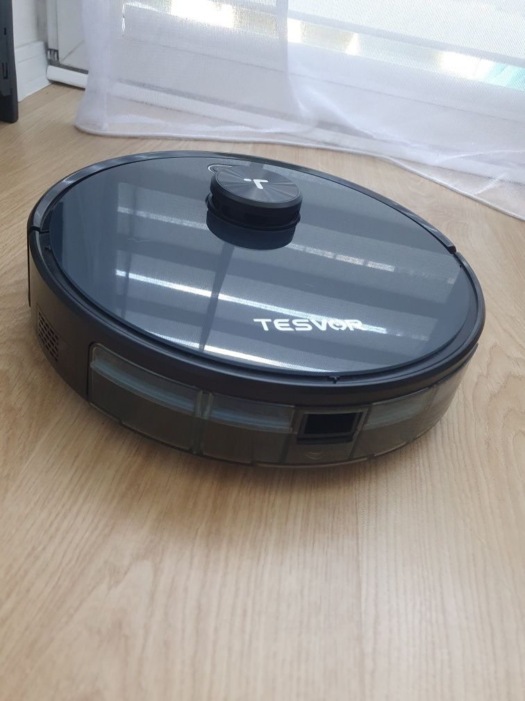 Tesvor S4 robot odkurzający sprzątający