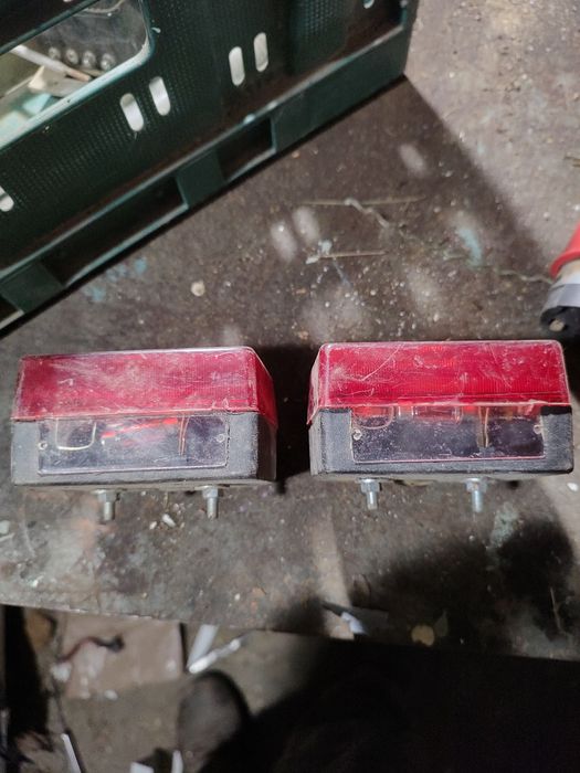 Фари повороту на причеп