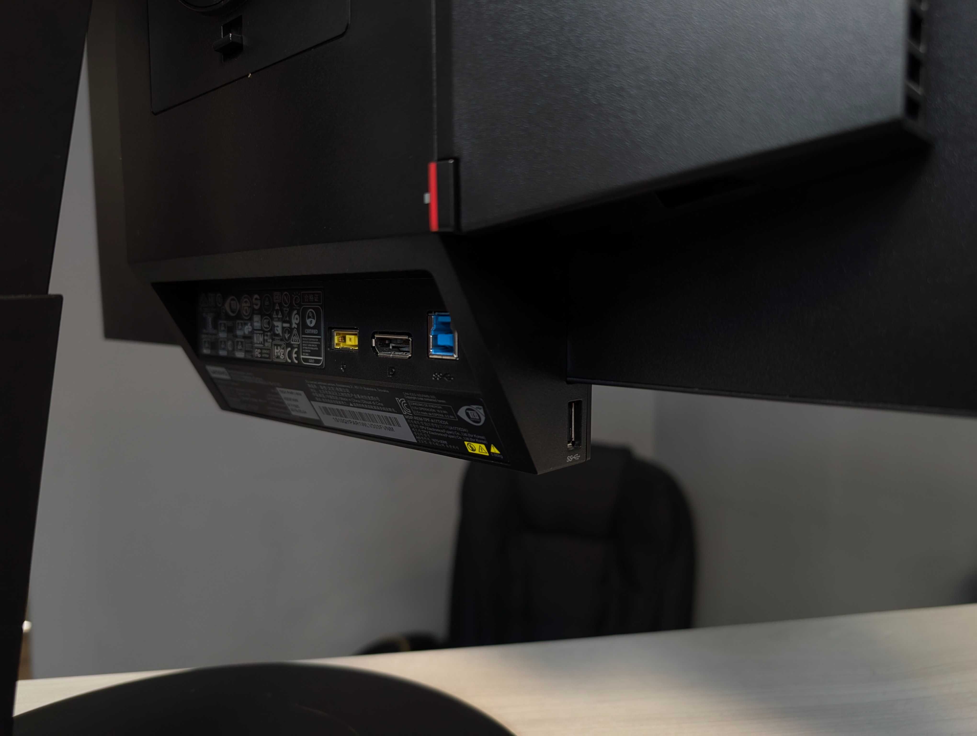 Моноблок Lenovo ThinkCentre TIO24 G3/Ryzen 3 4300GE/8/256/24'' IPS FHD